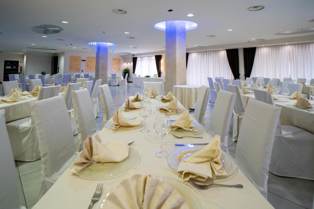 Hotel Insteia Polla Luaran gambar