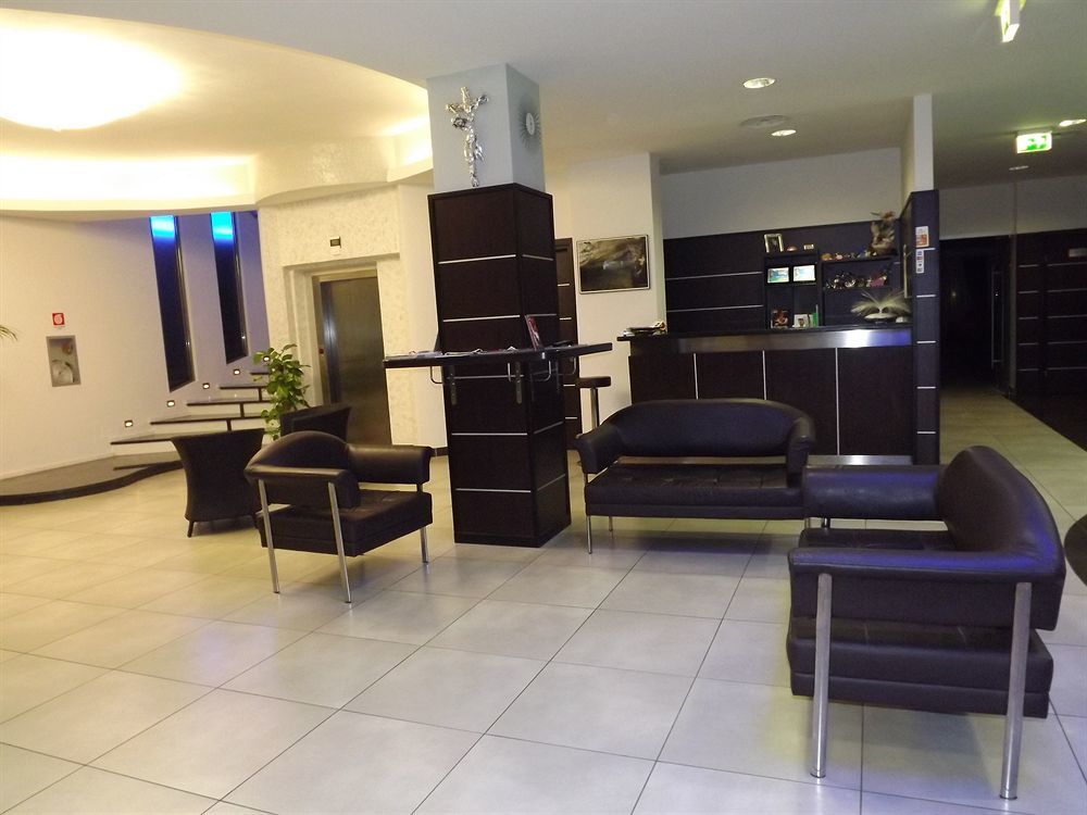 Hotel Insteia Polla Luaran gambar