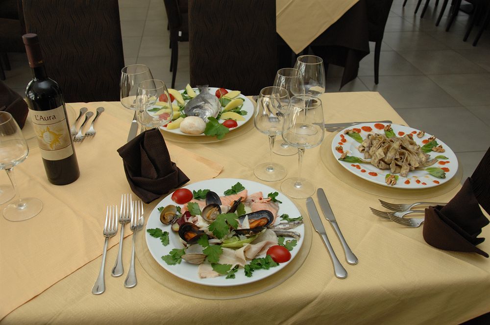 Hotel Insteia Polla Luaran gambar