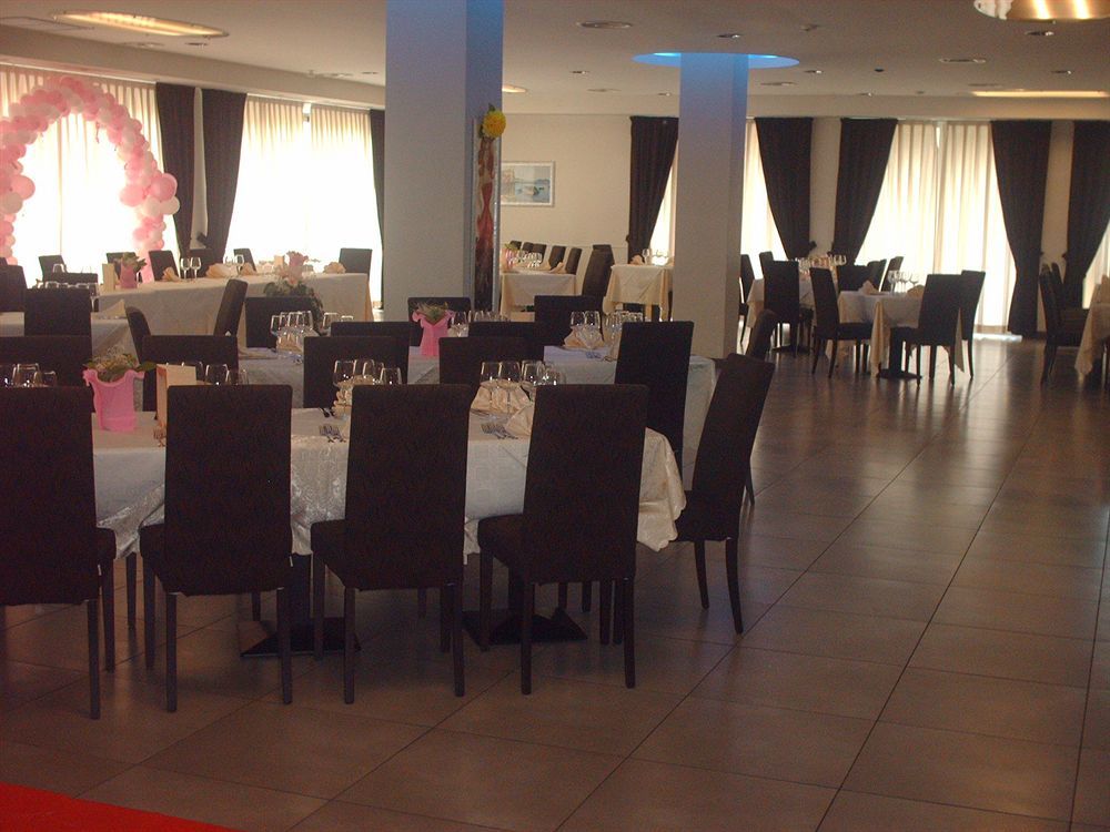 Hotel Insteia Polla Luaran gambar