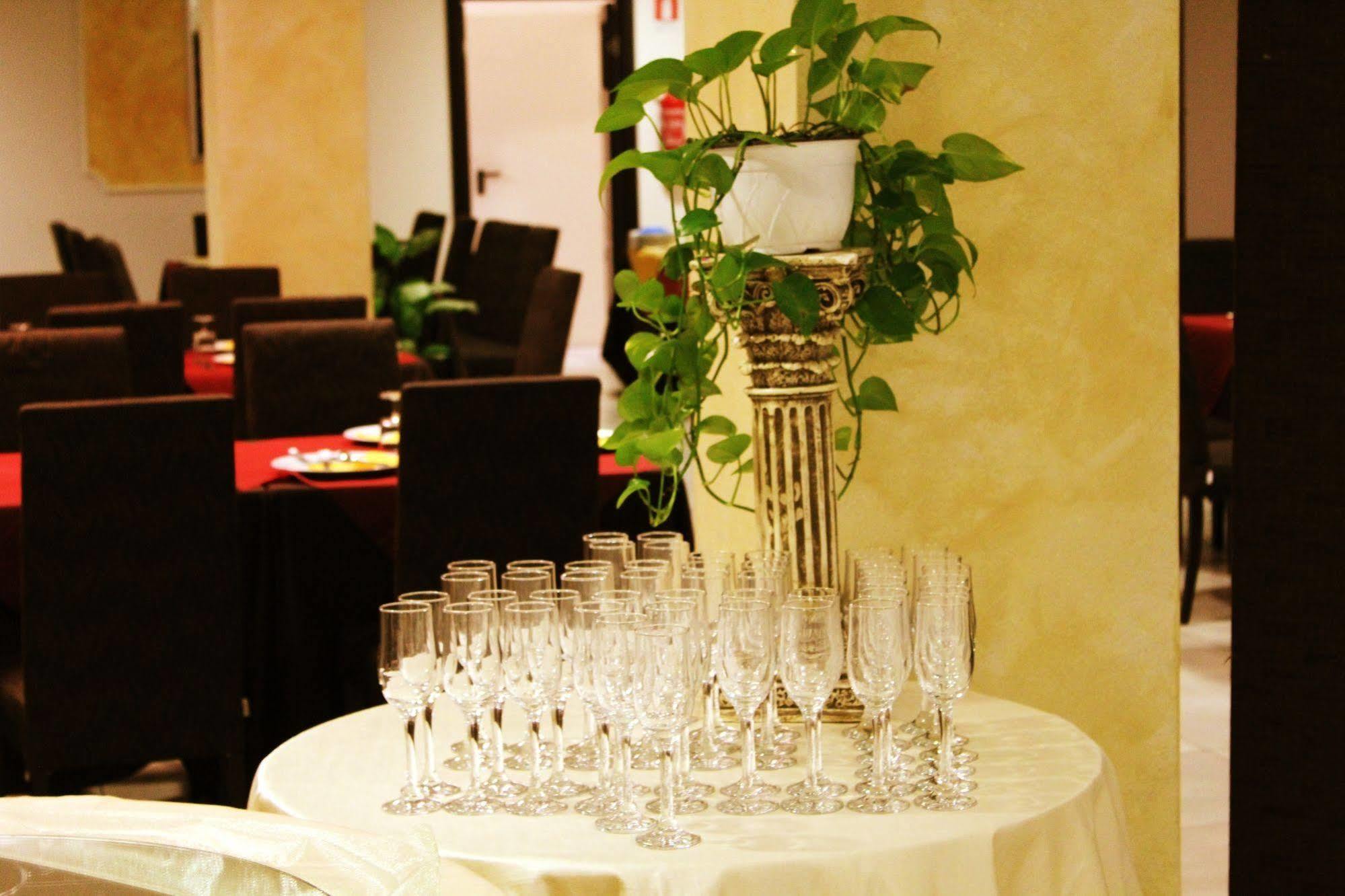 Hotel Insteia Polla Luaran gambar