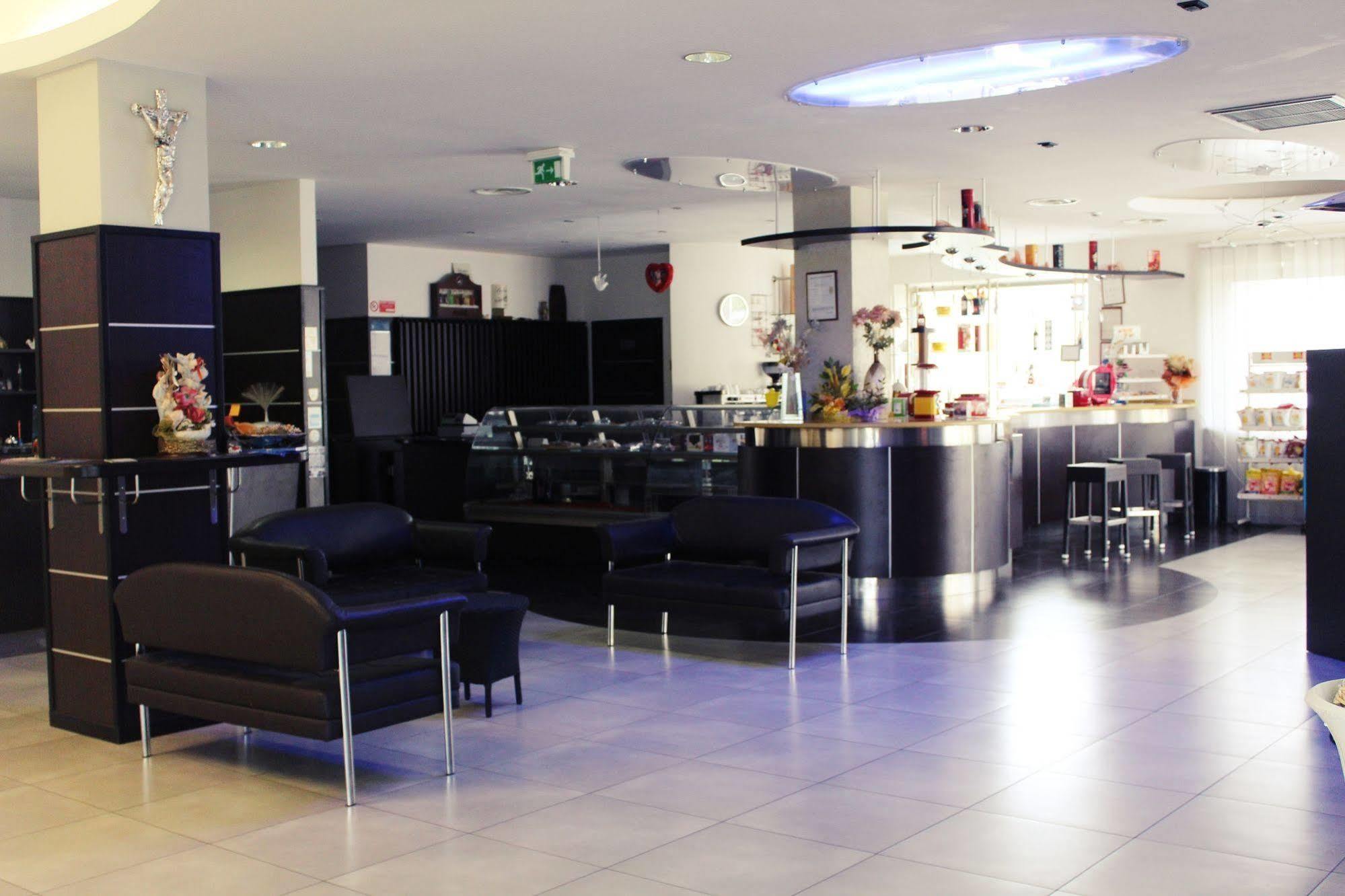 Hotel Insteia Polla Luaran gambar